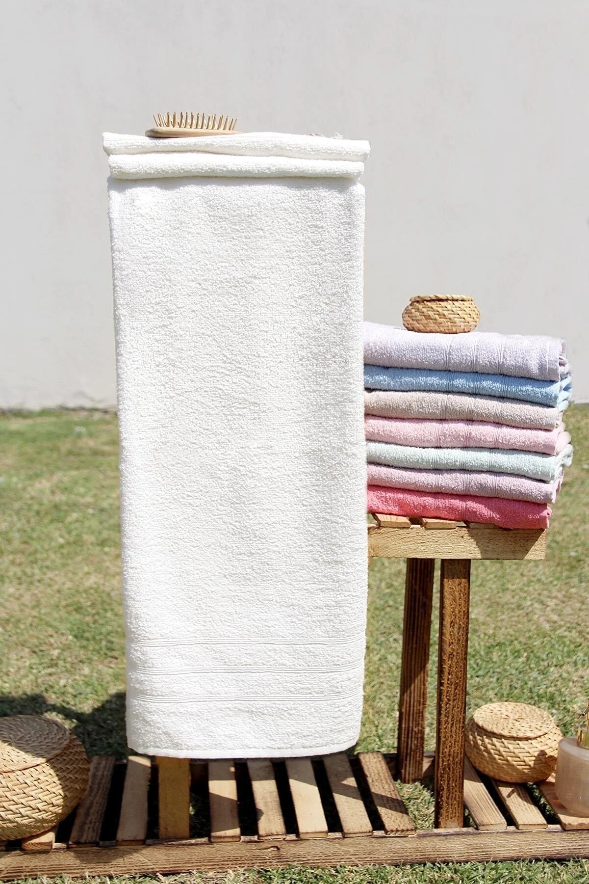 100% Cotton Colored 70x140 Bath Towel