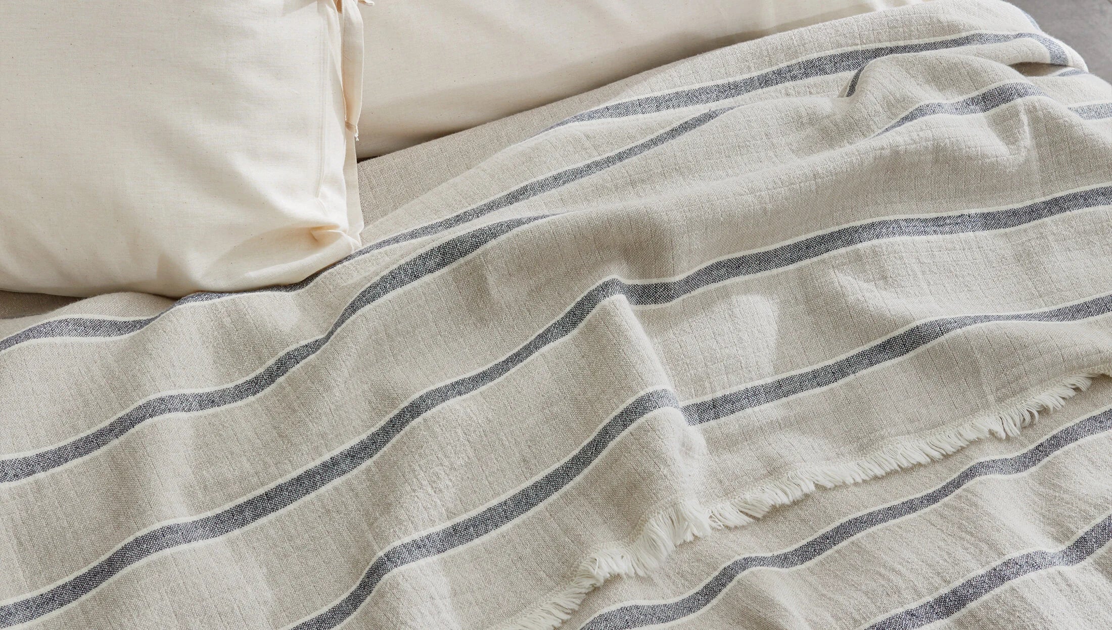 Jacquard Muslin Bedspread