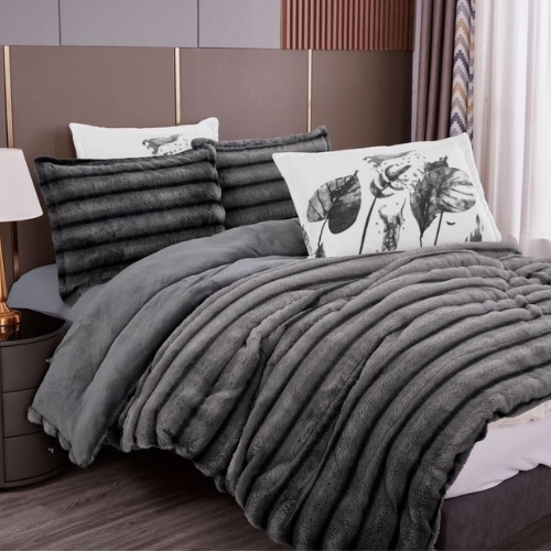 5 pcs Luxe Faux Fur Reversible Comforter Set