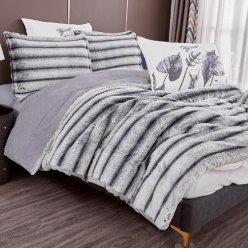 5 pcs Luxe Faux Fur Reversible Comforter Set