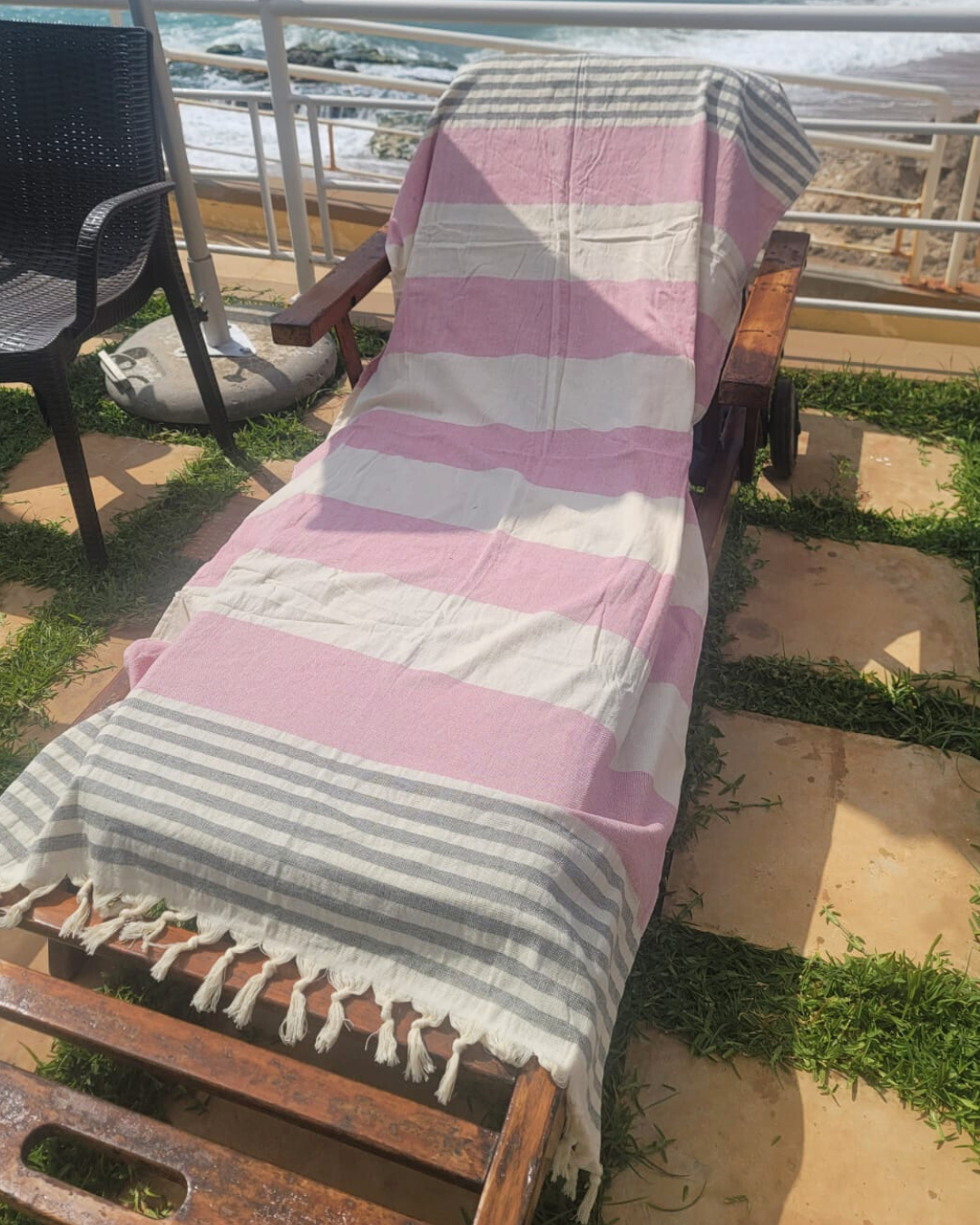 Peshtemel Beach towel backside towel fabric pink