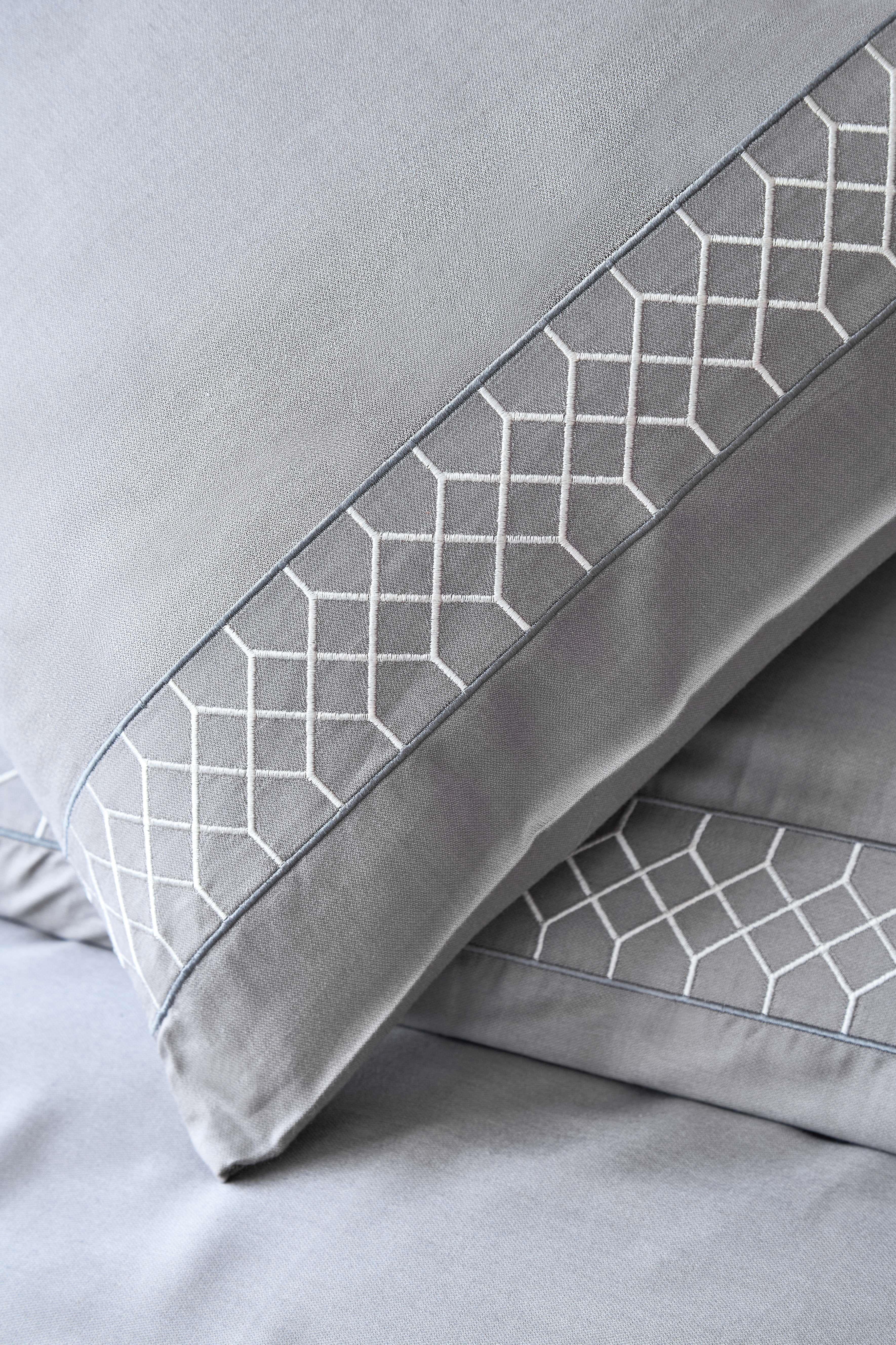 DOUBLE EMBROIDERED BAMBOO duvet cover  SET HERA GRAY